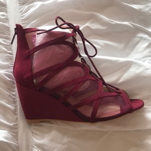 Red Wine Mesh Scalloped Lace Up Mini Wedges (Wide)